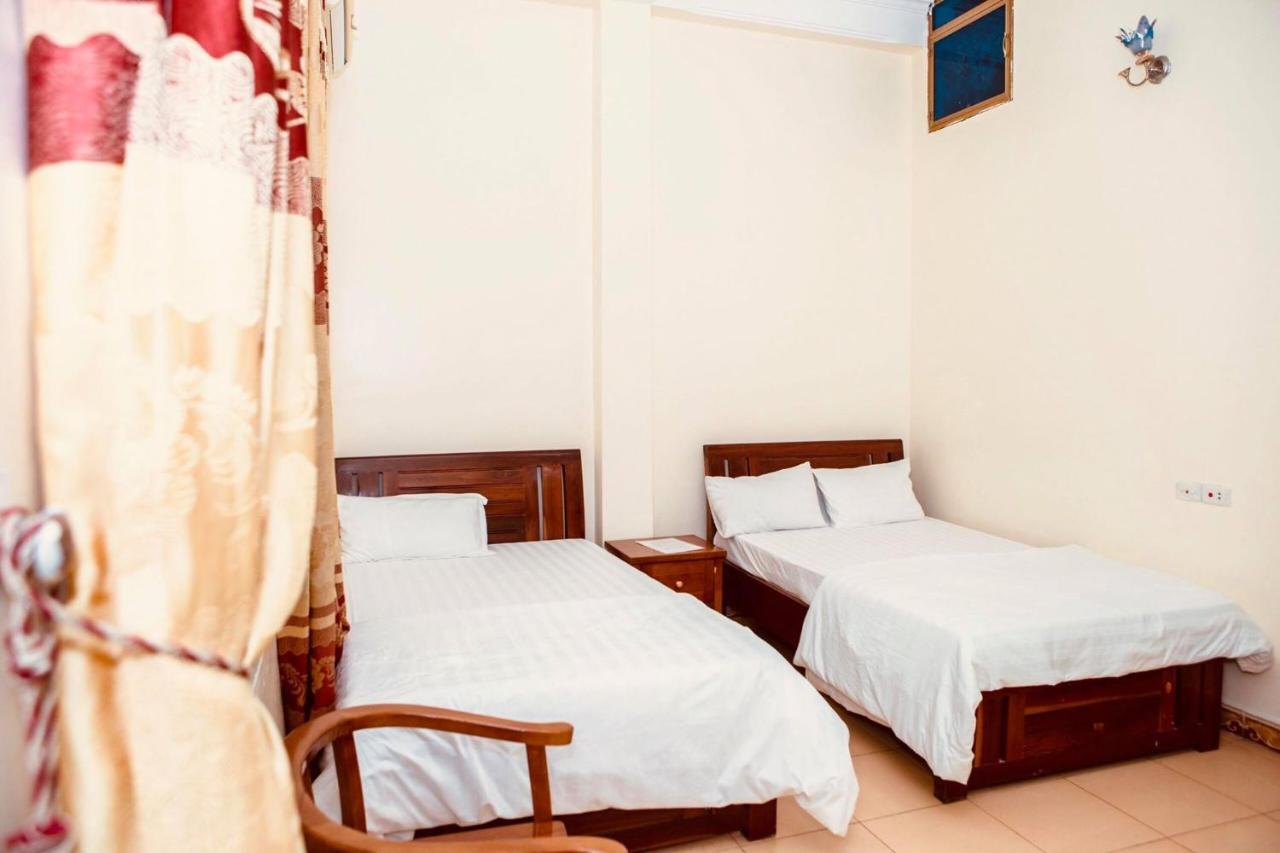 Hung Thinh Hotel Ban Gum Exterior photo