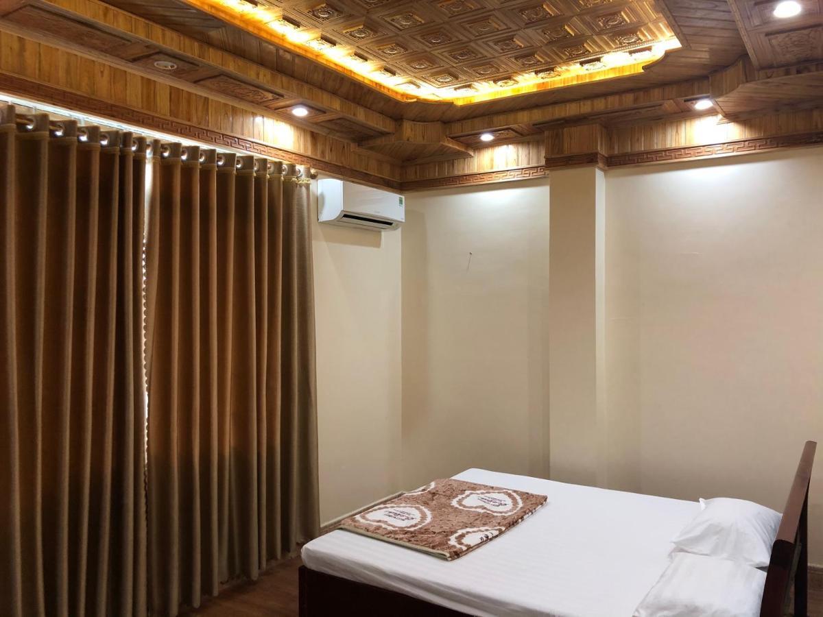 Hung Thinh Hotel Ban Gum Exterior photo